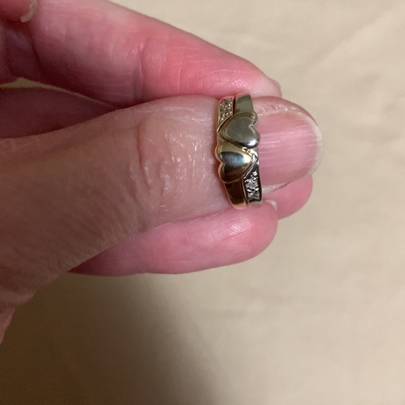 10K yellow and white with diamonds rings - Picture 5 of 6